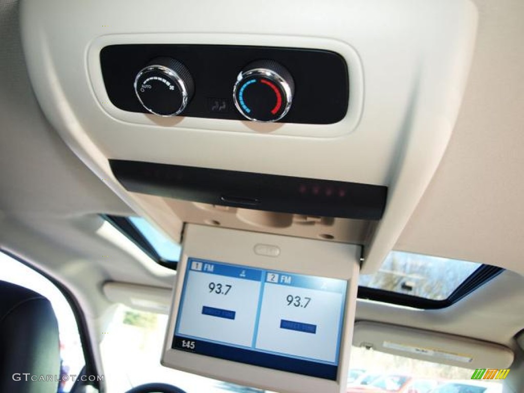 2013 Dodge Durango Citadel AWD Entertainment System Photo #77243411
