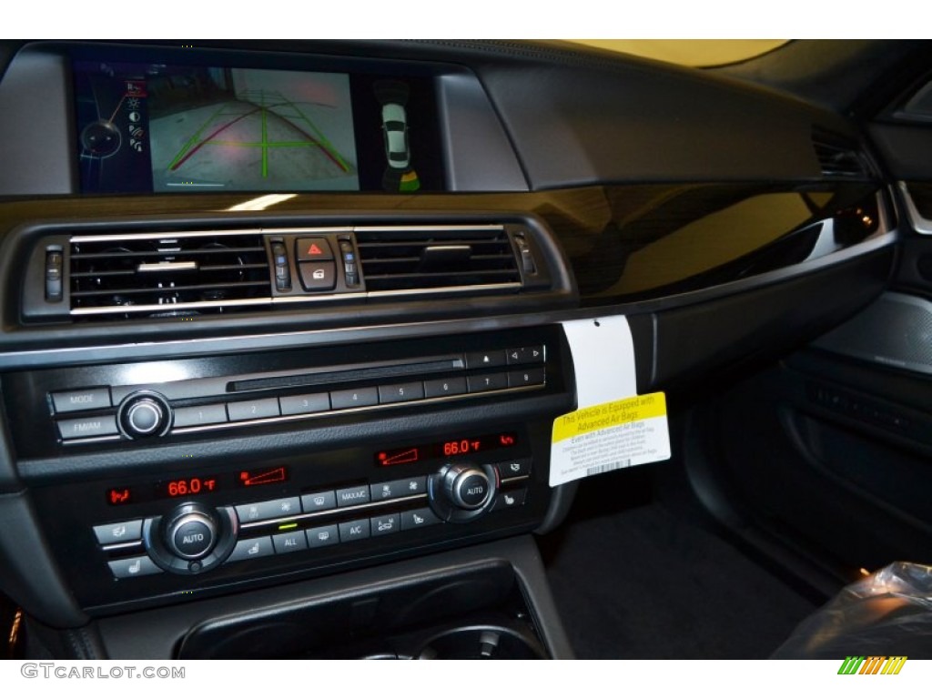 2013 M5 Sedan - Alpine White / Black photo #8