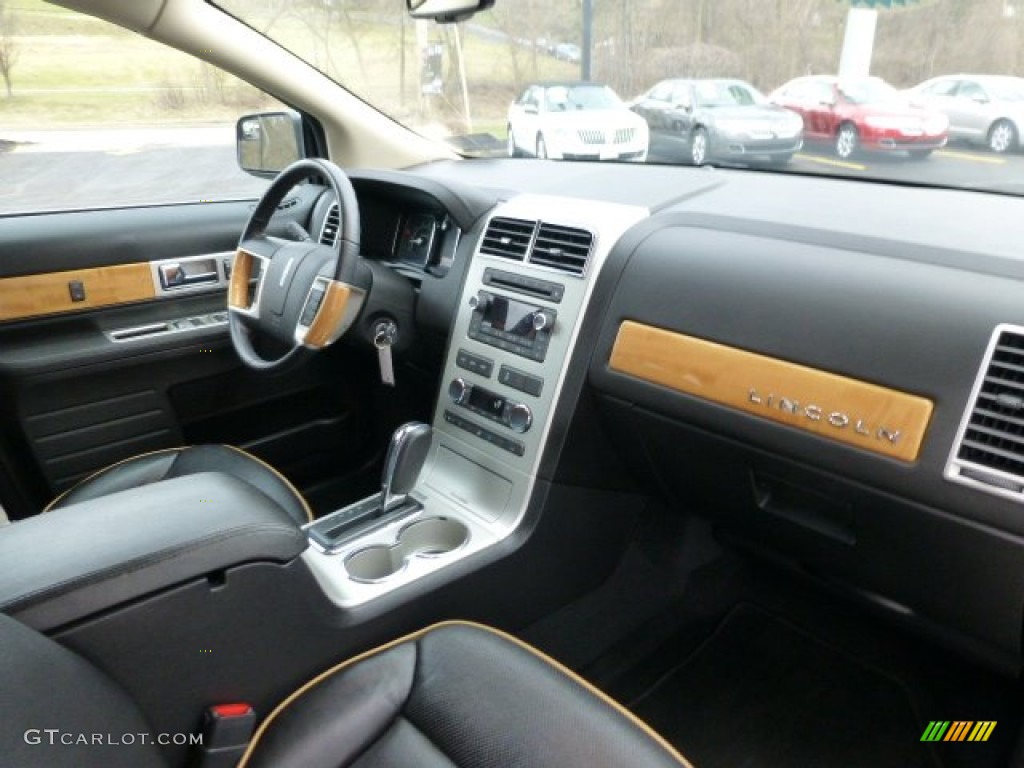 2010 Lincoln MKX AWD Charcoal Black Dashboard Photo #77245124