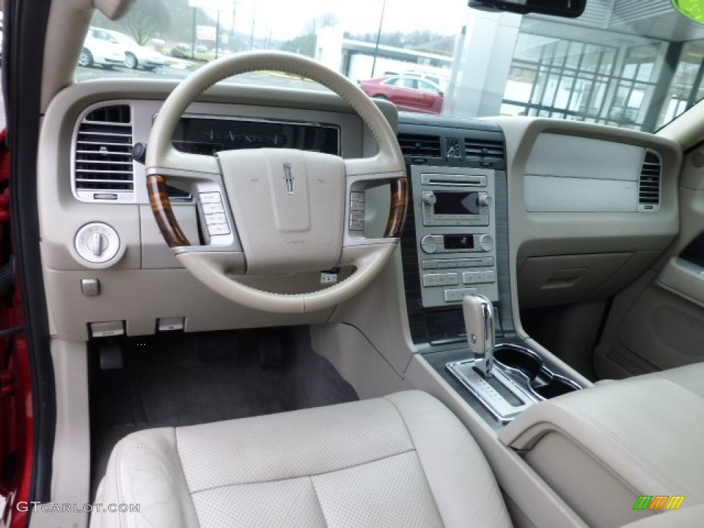 2007 Lincoln Navigator Luxury 4x4 Dashboard Photos