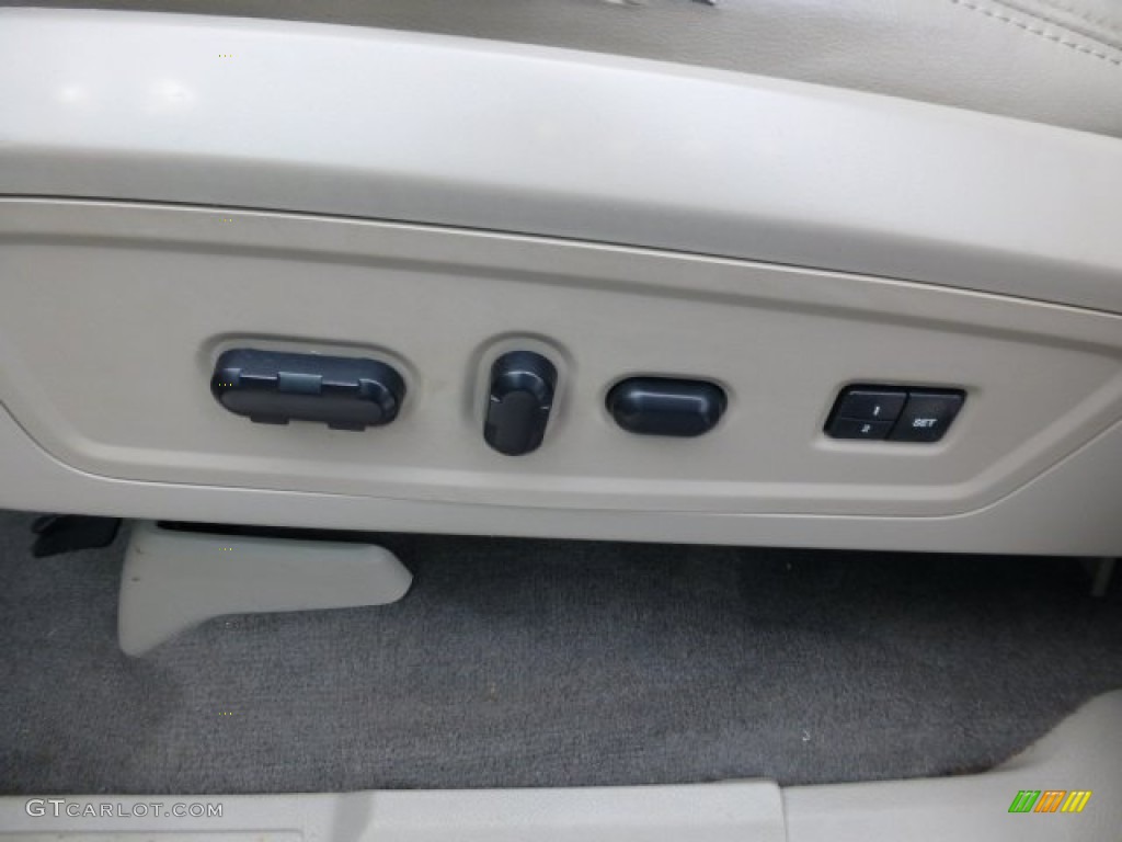 2007 Lincoln Navigator Luxury 4x4 Controls Photo #77246369