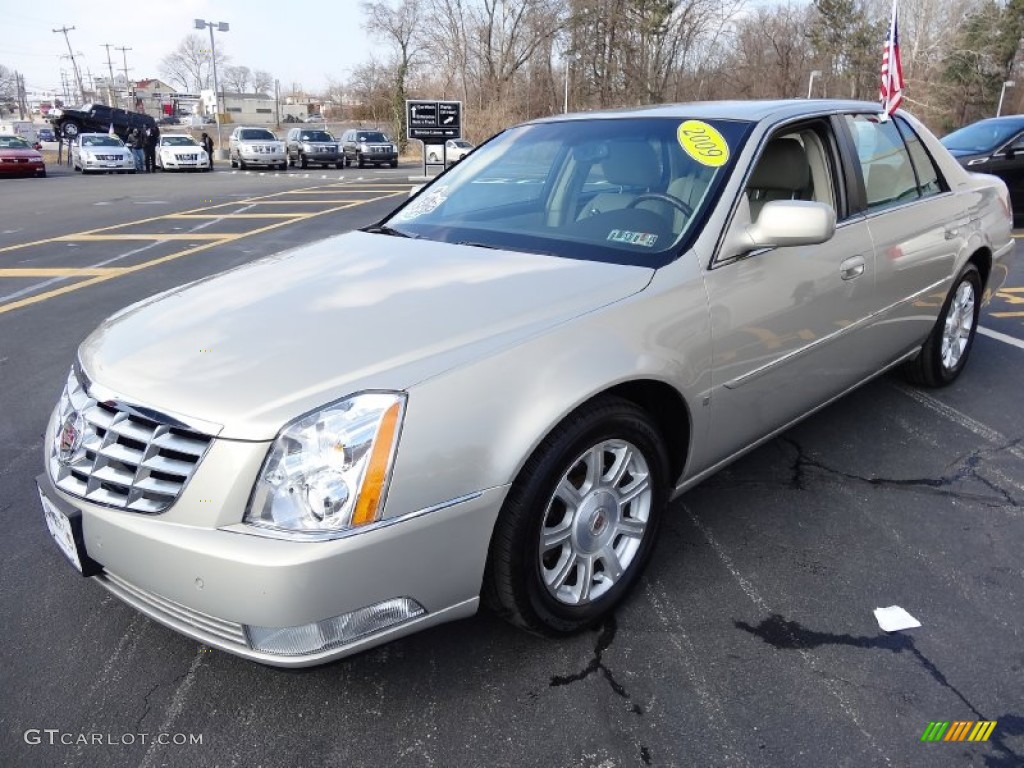 Gold Mist 2009 Cadillac DTS Standard DTS Model Exterior Photo #77246843