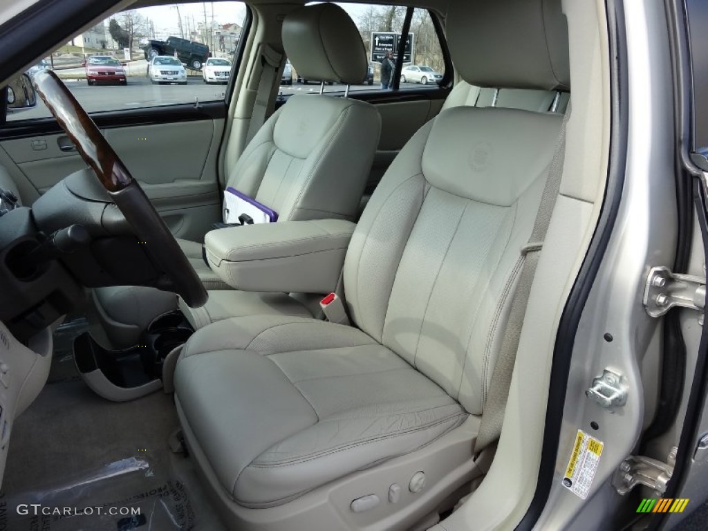 2009 Cadillac DTS Standard DTS Model Front Seat Photo #77247218