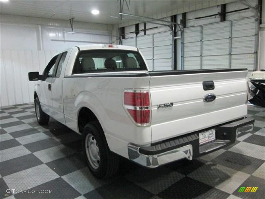 2010 F150 XL SuperCab - Oxford White / Medium Stone photo #5