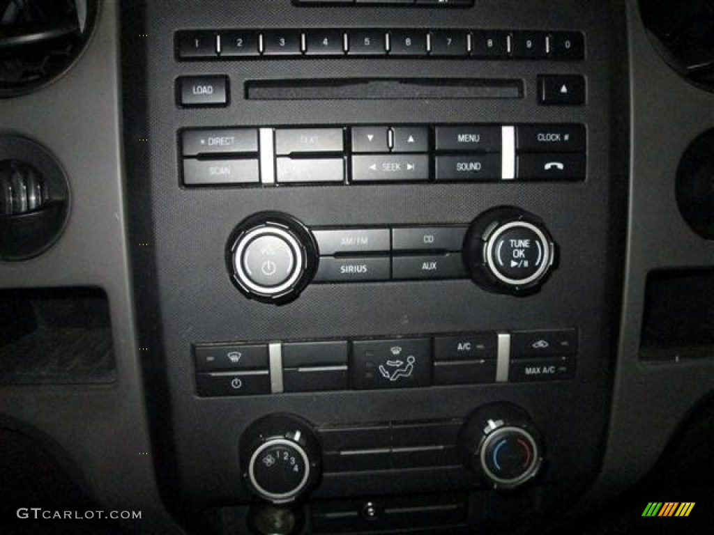 2010 F150 XL SuperCab - Oxford White / Medium Stone photo #14