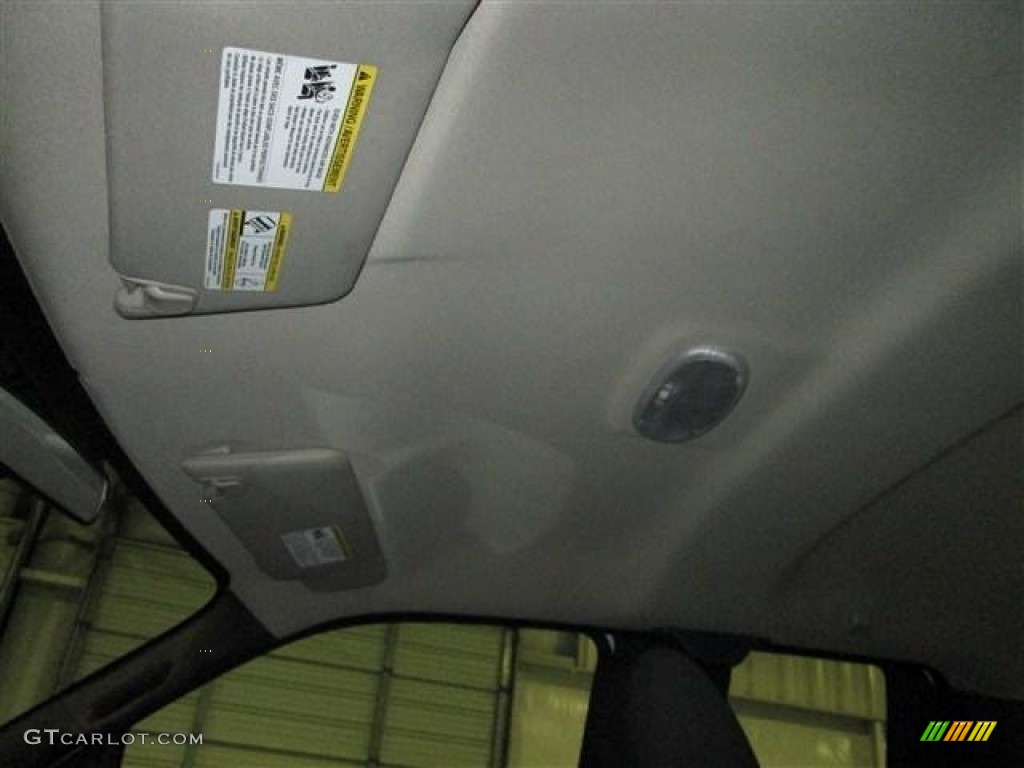 2010 F150 XL SuperCab - Oxford White / Medium Stone photo #16