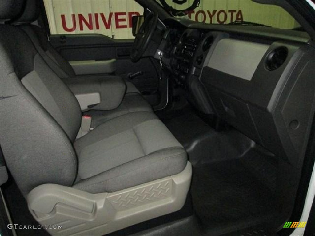 2010 F150 XL SuperCab - Oxford White / Medium Stone photo #17