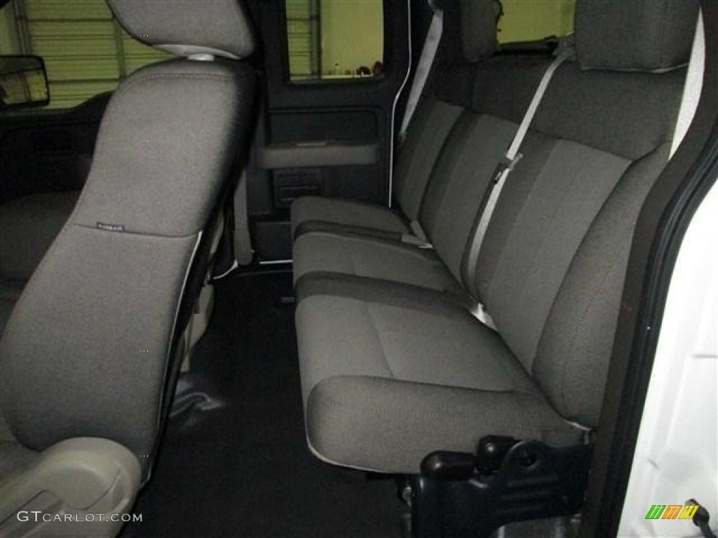 2010 F150 XL SuperCab - Oxford White / Medium Stone photo #20