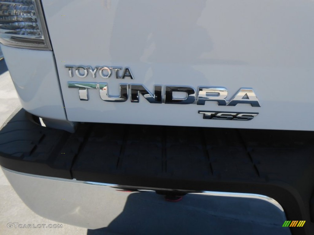 2013 Tundra TSS Double Cab - Super White / Graphite photo #6