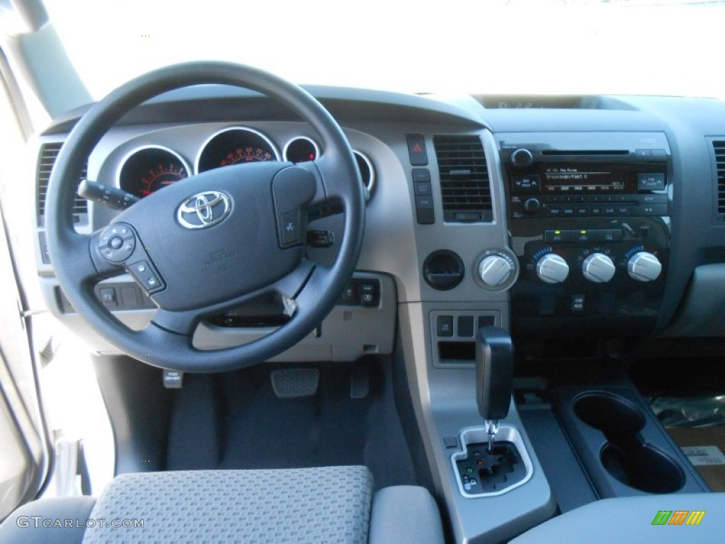 2013 Tundra TSS Double Cab - Super White / Graphite photo #26