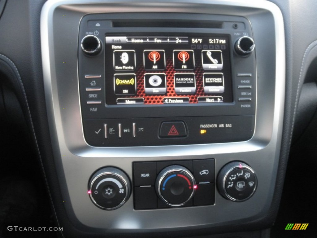 2013 GMC Acadia SLE AWD Controls Photo #77249930