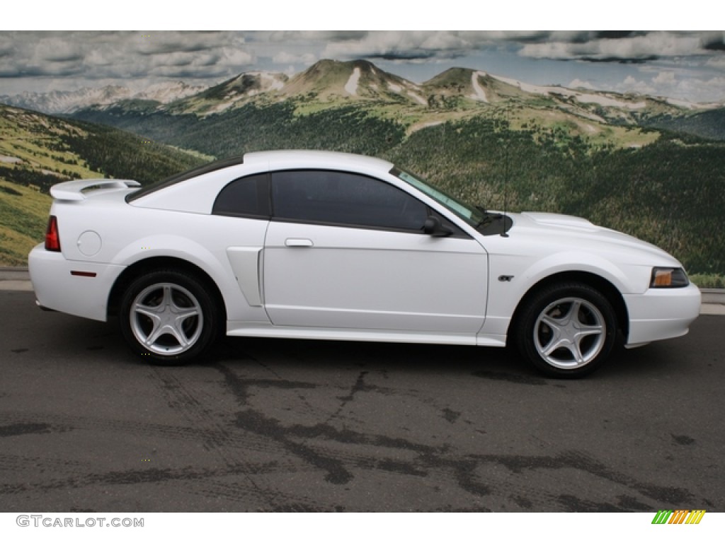 Oxford White 2002 Ford Mustang GT Coupe Exterior Photo #77250877