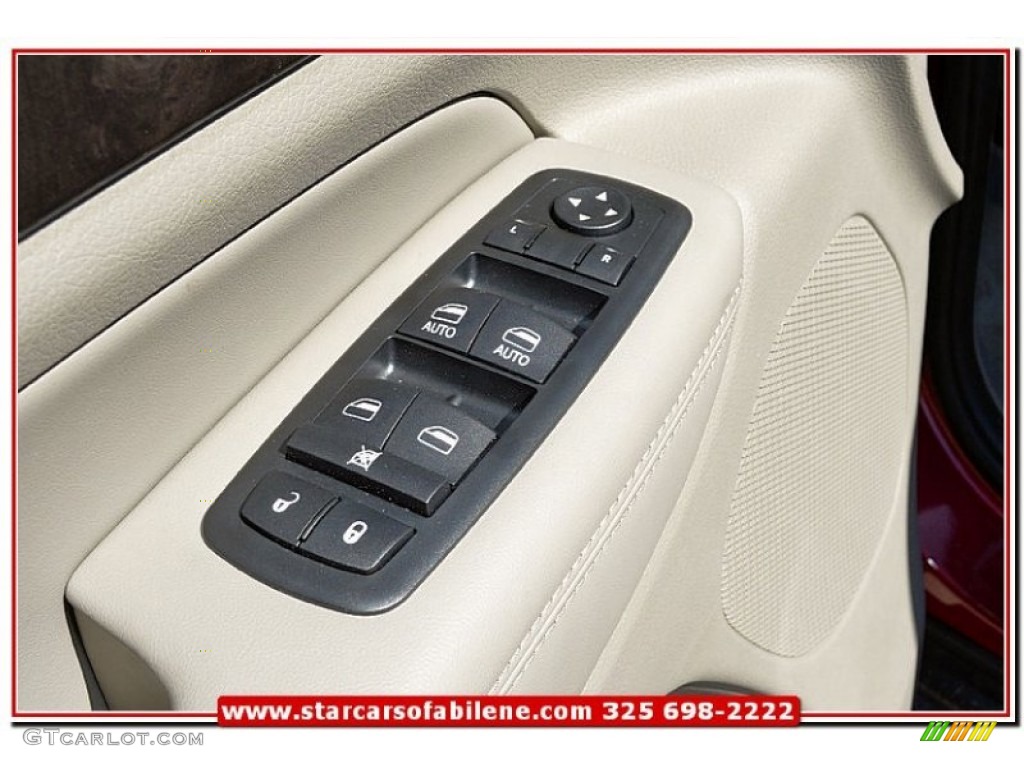 2013 Grand Cherokee Laredo X Package - Deep Cherry Red Crystal Pearl / Dark Graystone/Medium Graystone photo #13