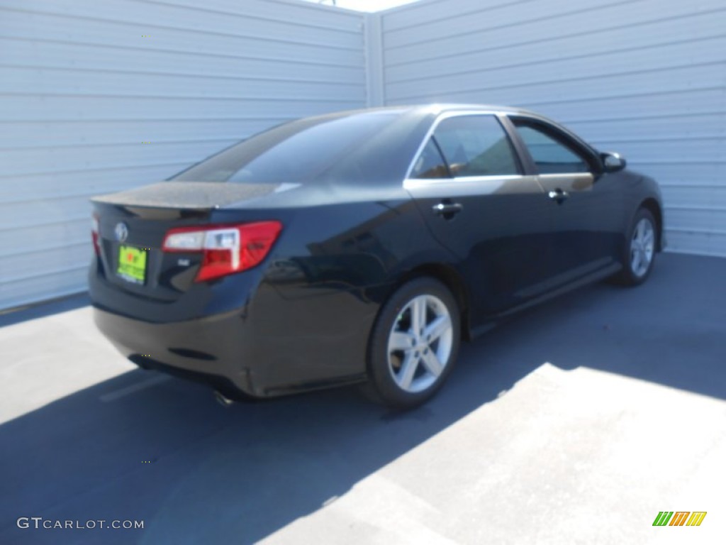 2013 Camry SE - Cosmic Gray Metallic / Black photo #4