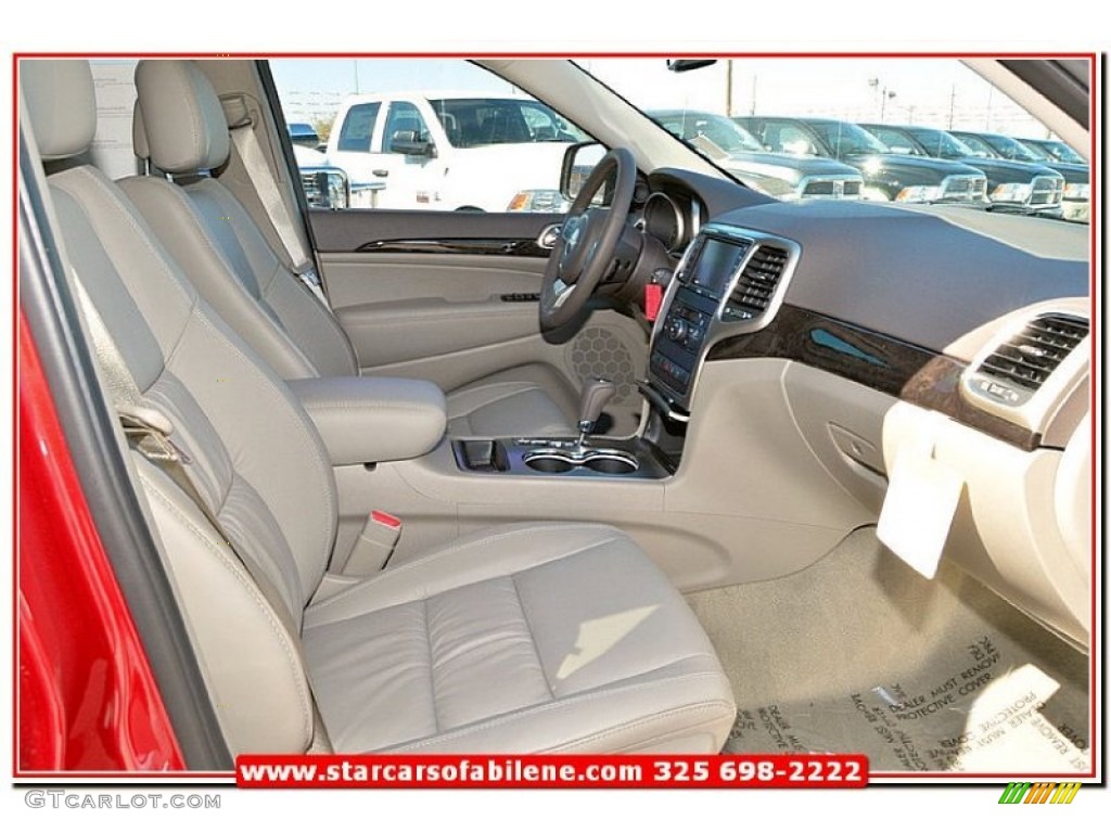 2013 Grand Cherokee Laredo X Package - Deep Cherry Red Crystal Pearl / Dark Graystone/Medium Graystone photo #25