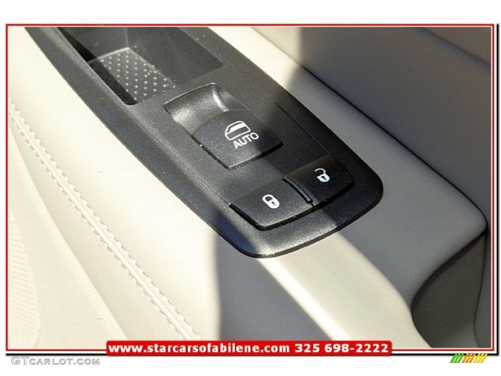 2013 Grand Cherokee Laredo X Package - Deep Cherry Red Crystal Pearl / Dark Graystone/Medium Graystone photo #26