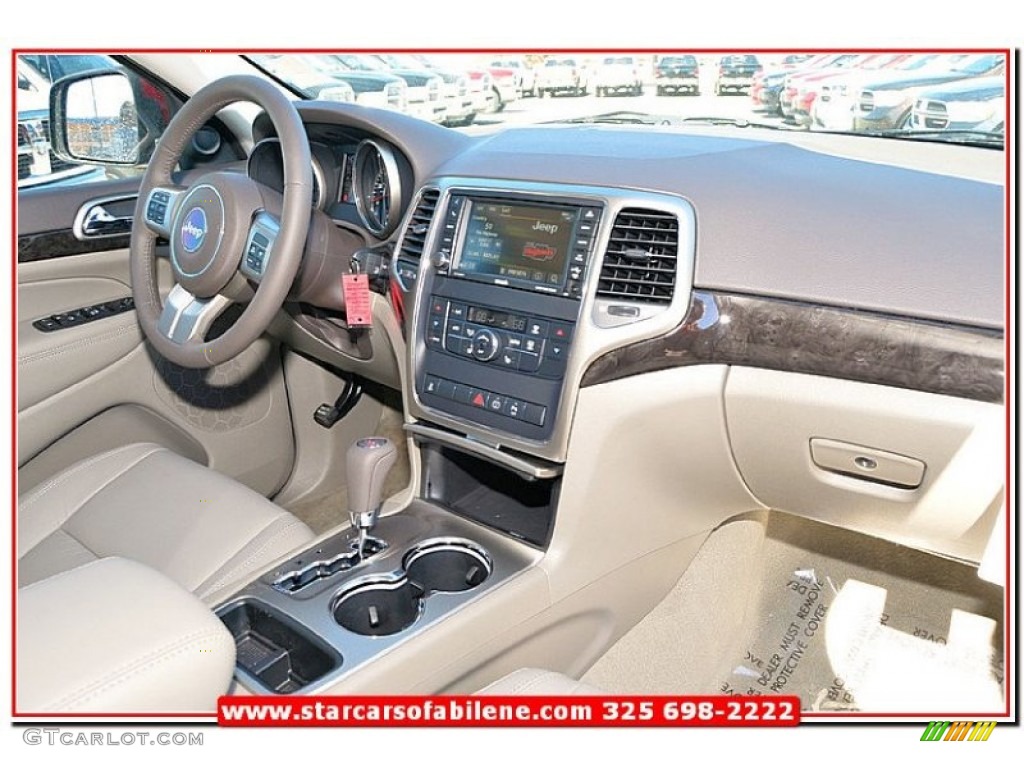 2013 Grand Cherokee Laredo X Package - Deep Cherry Red Crystal Pearl / Dark Graystone/Medium Graystone photo #27