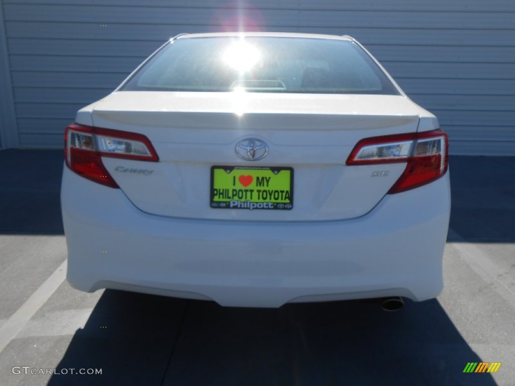 2013 Camry SE - Super White / Black photo #5