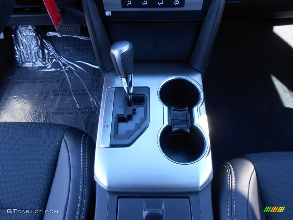 2013 Camry SE - Super White / Black photo #30