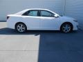 Super White - Camry SE Photo No. 3