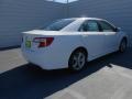 Super White - Camry SE Photo No. 4