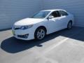 Super White - Camry SE Photo No. 10
