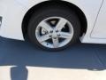 Super White - Camry SE Photo No. 14