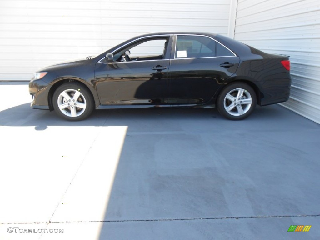 2013 Camry SE - Attitude Black Metallic / Black photo #7