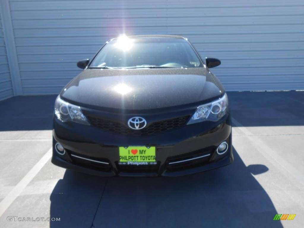 2013 Camry SE - Attitude Black Metallic / Black photo #9