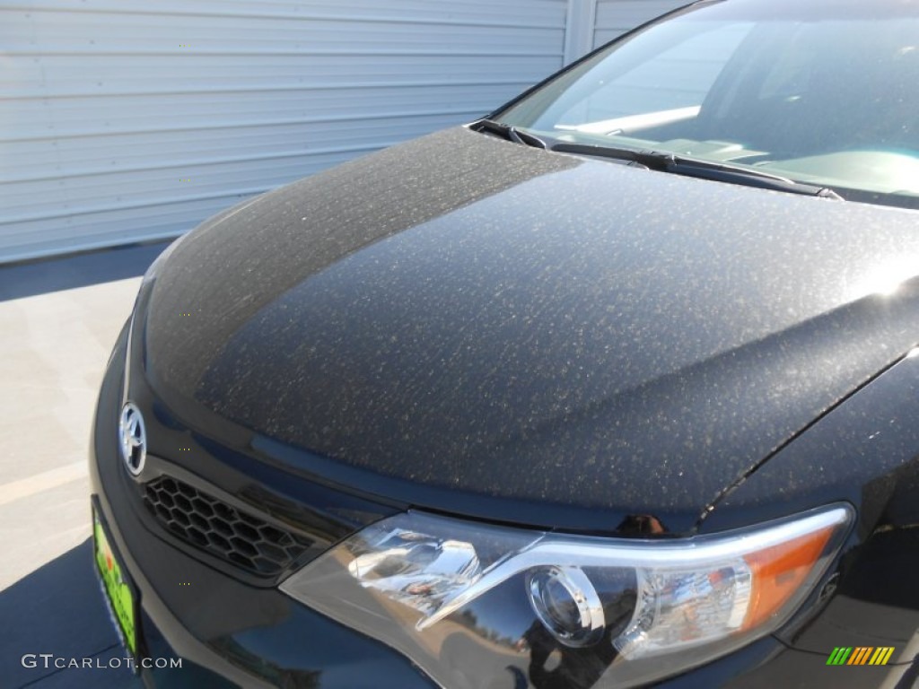 2013 Camry SE - Attitude Black Metallic / Black photo #11
