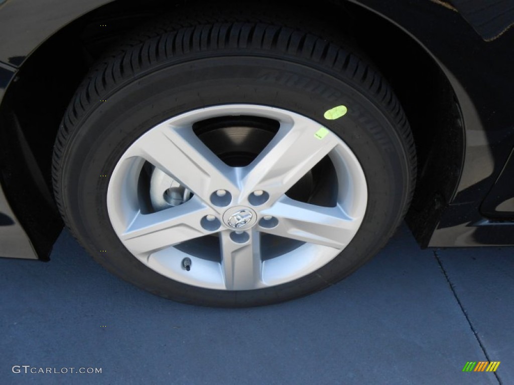 2013 Camry SE - Attitude Black Metallic / Black photo #12