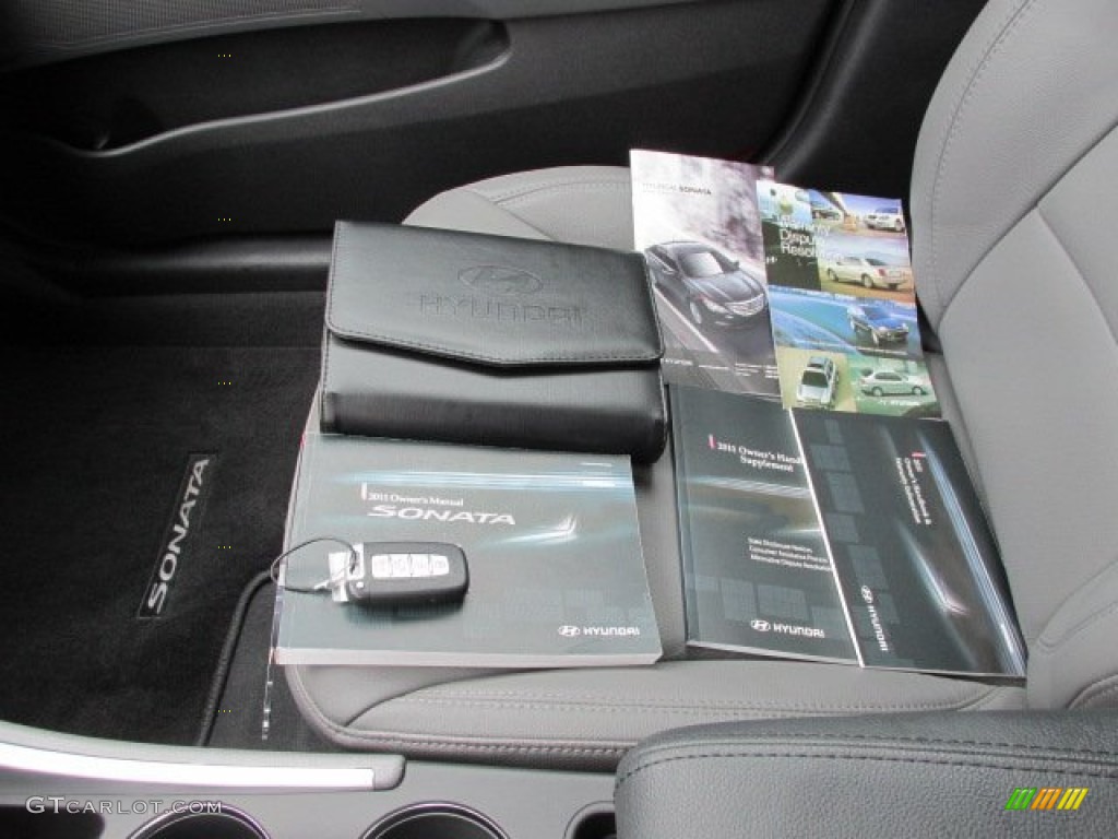 2011 Hyundai Sonata Limited 2.0T Books/Manuals Photos