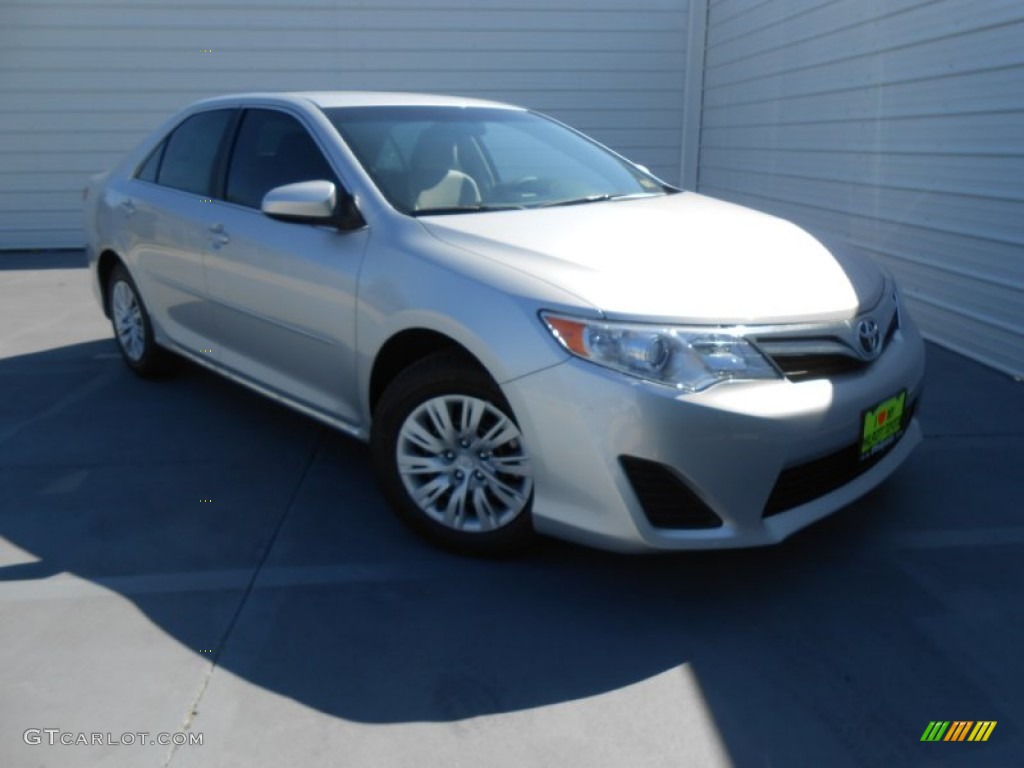 2013 Camry LE - Classic Silver Metallic / Ash photo #2