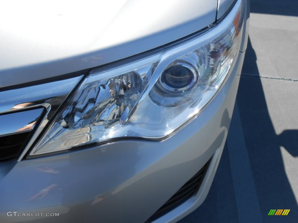 2013 Camry LE - Classic Silver Metallic / Ash photo #11