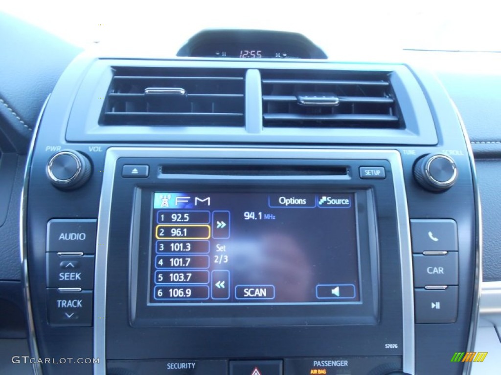 2013 Camry LE - Classic Silver Metallic / Ash photo #28