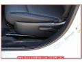 New Bright White - Avenger SE Photo No. 12
