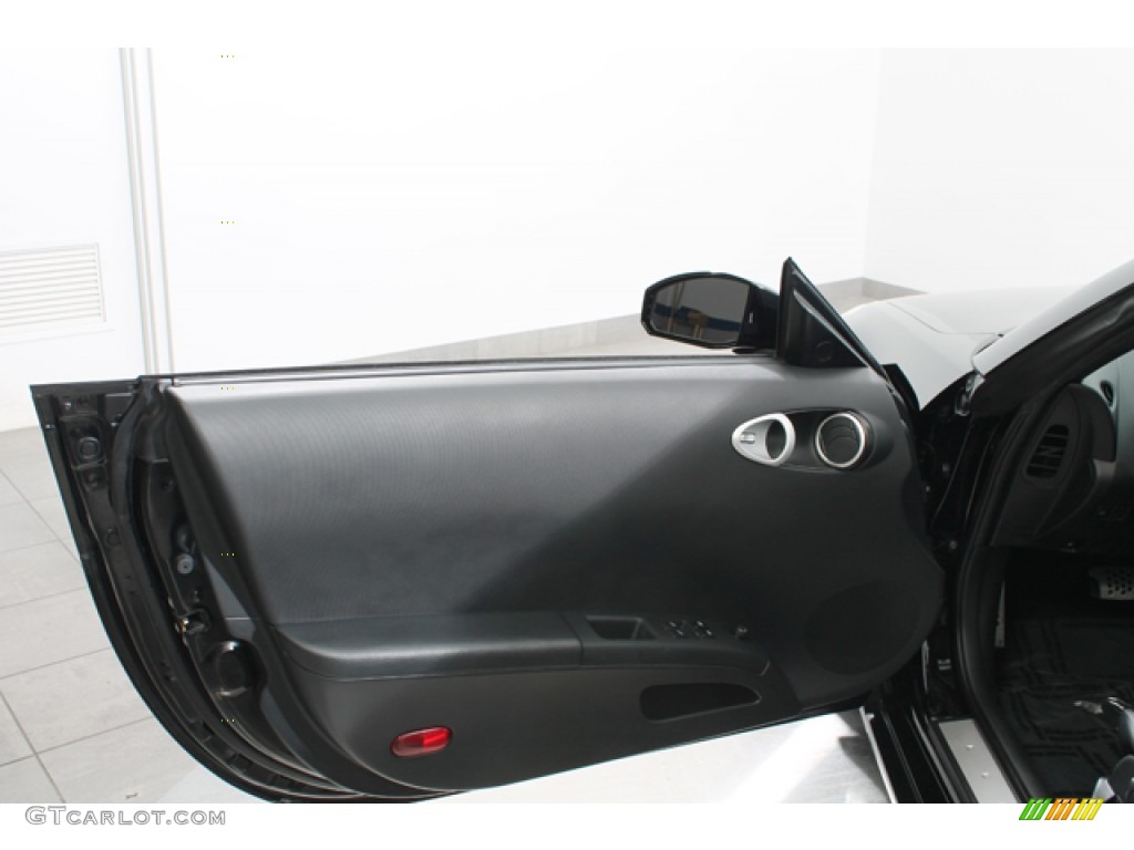 2004 350Z Touring Coupe - Super Black / Carbon Black photo #14