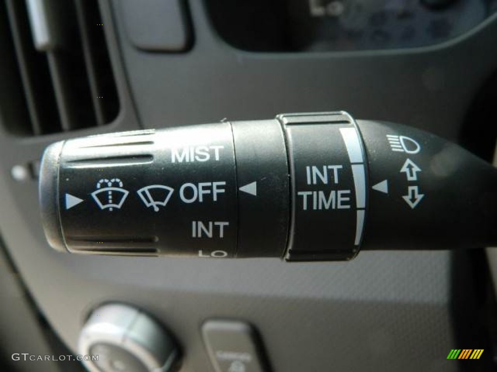 2007 Honda Ridgeline RTX Controls Photos