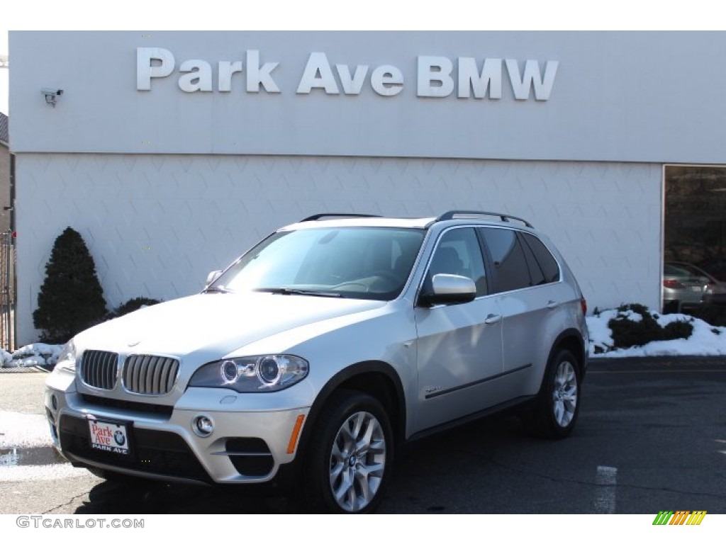 2013 X5 xDrive 35i - Titanium Silver Metallic / Black photo #1