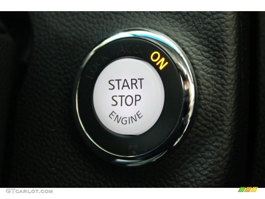 2010 Infiniti G 37 Convertible Controls Photo #77260331