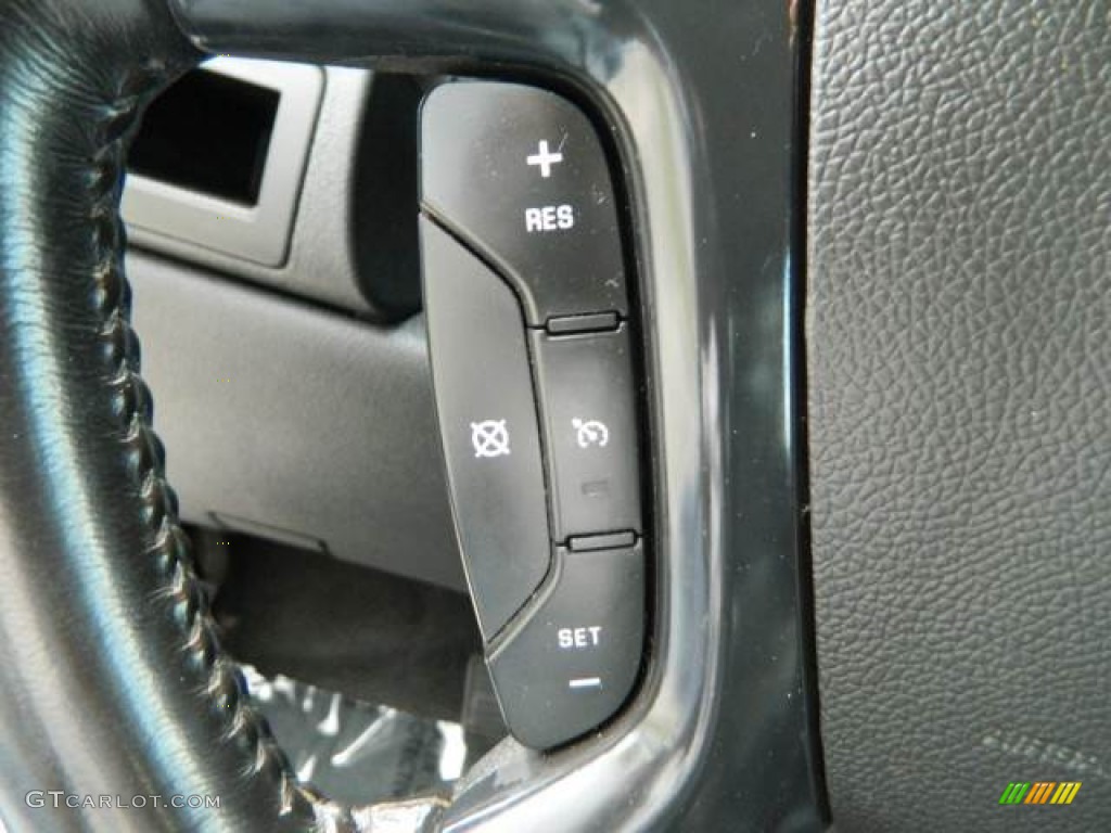 2007 Chevrolet Avalanche LS Controls Photo #77260547
