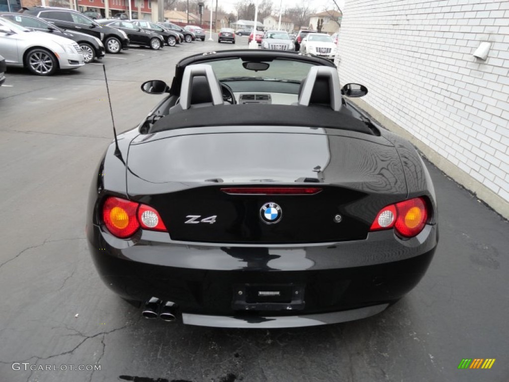 2003 Z4 2.5i Roadster - Jet Black / Black photo #4