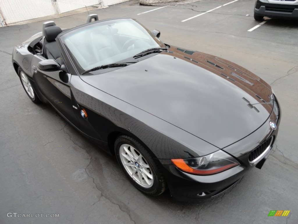 2003 Z4 2.5i Roadster - Jet Black / Black photo #6