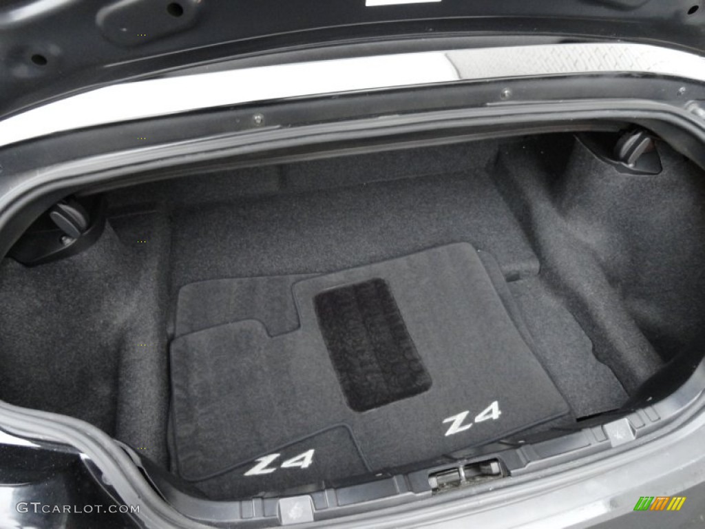 2003 BMW Z4 2.5i Roadster Trunk Photo #77261837