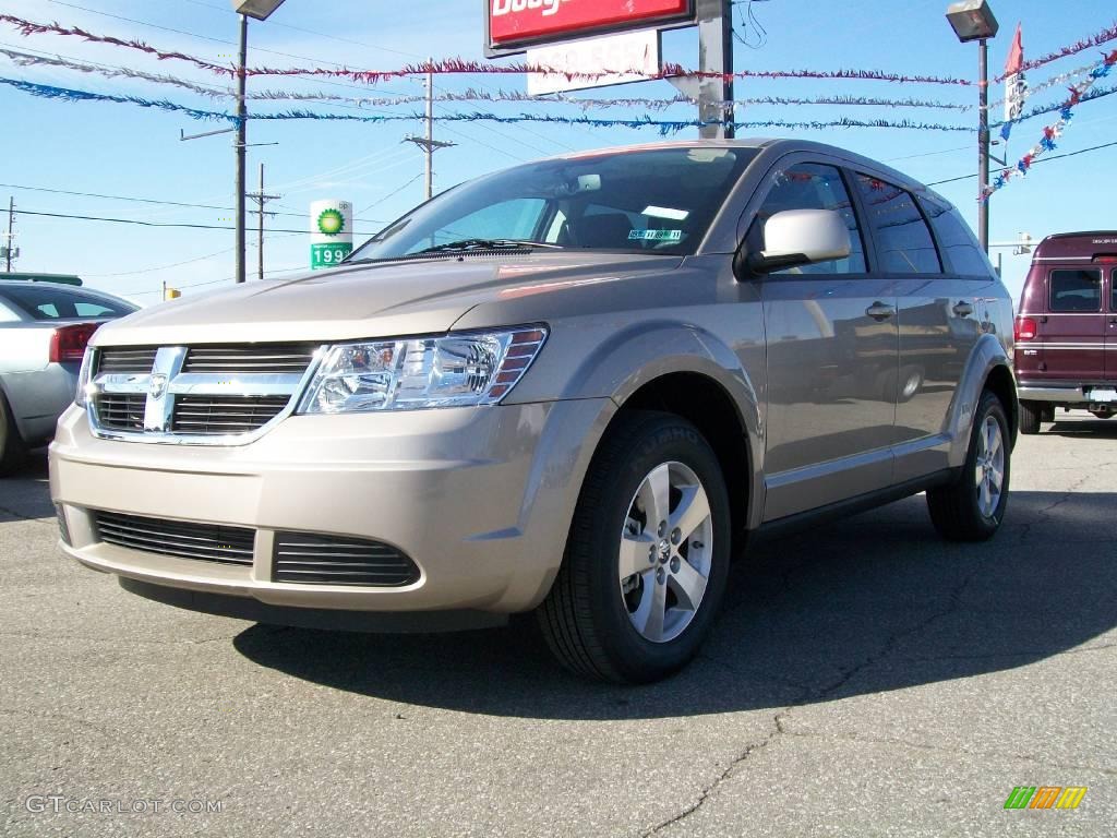 Light Sandstone Metallic Dodge Journey