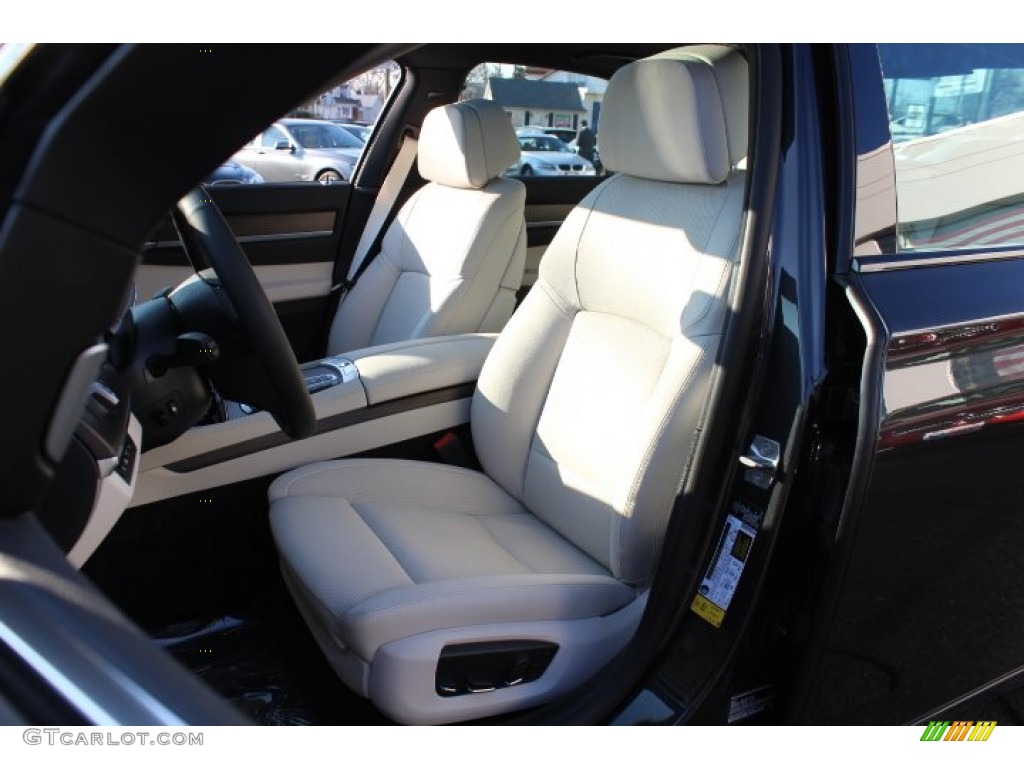 2013 BMW 7 Series 740i Sedan Front Seat Photo #77262266