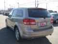 2009 Light Sandstone Metallic Dodge Journey SXT  photo #3