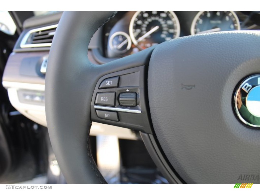 2013 BMW 7 Series 740i Sedan Controls Photo #77262328