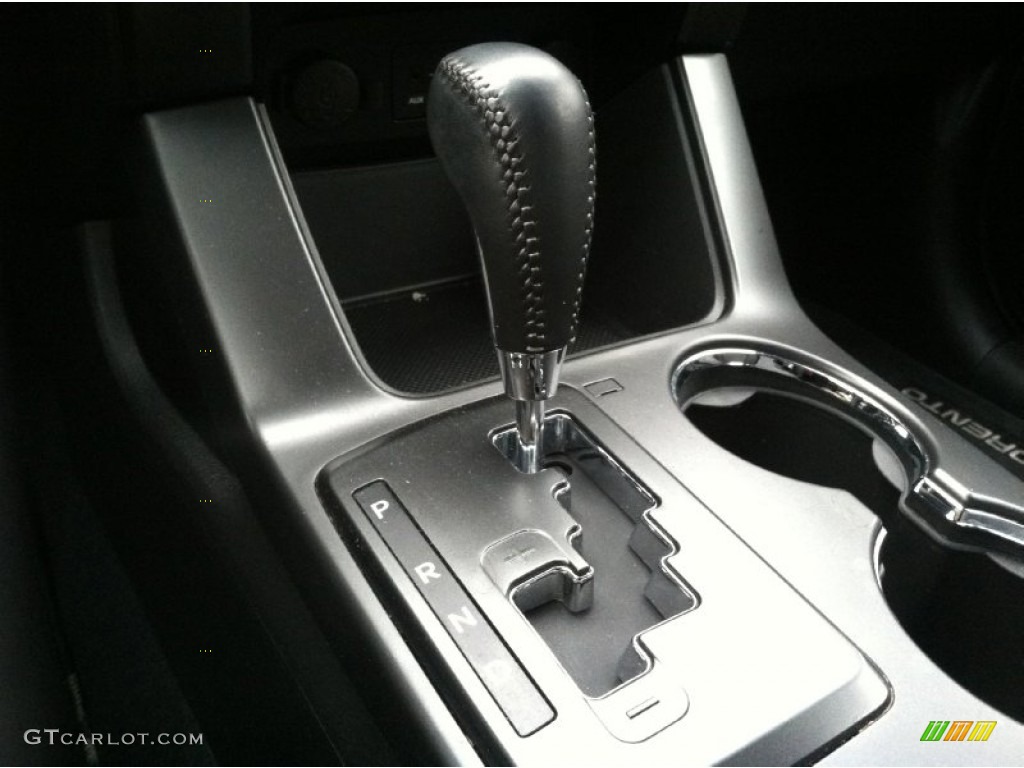 2011 Kia Sorento EX Transmission Photos