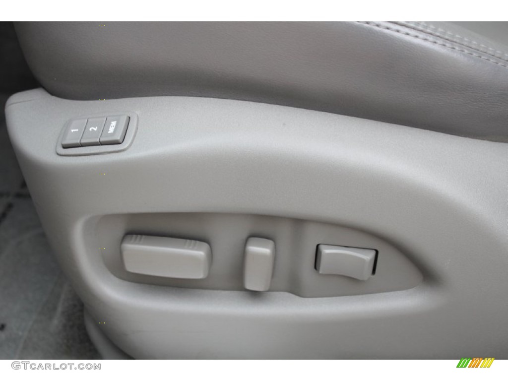 2010 Cadillac SRX V6 Controls Photo #77264510